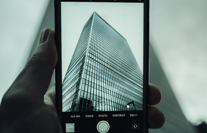 Memiliki Fungsi Sama dengan Fasilitas TikTok Shop YouTube Perkuat Fitur Baru Layanan Belanja